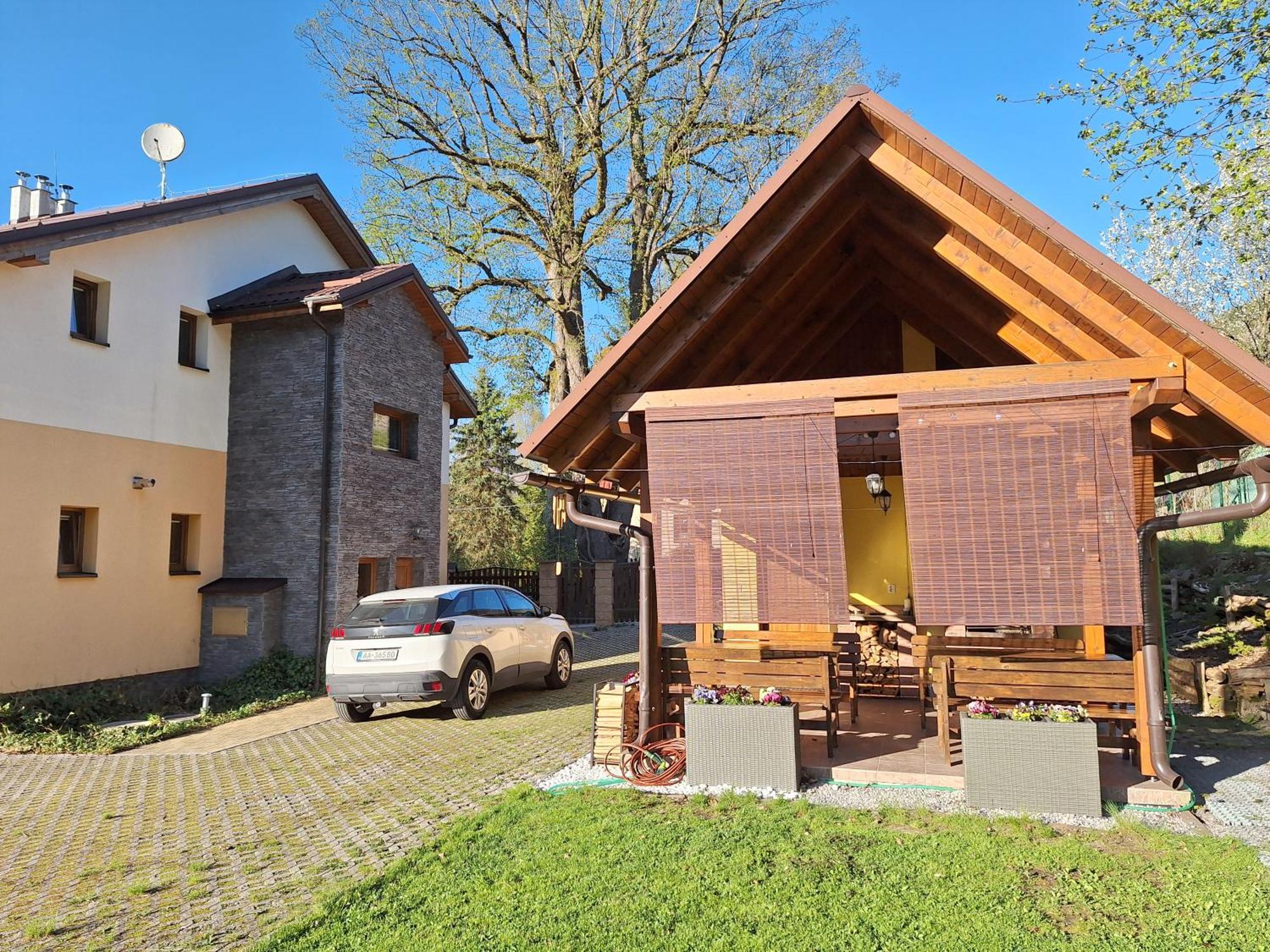 Vila Pohoda Javorniky S Rozlahlym Pozemkom Makov Exteriér fotografie